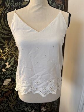 Express White Eyelet Embroidered V-Neck Cami
